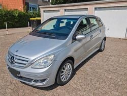 Silber Gebraucht 2005 Mercedes B200 Van / Kleinbus | 2.550 € (Guter Preis)