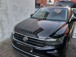 Schwarz Gebraucht 2022 VW Tiguan Life SUV | 26.900 € (Fairer Preis)