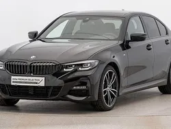 Schwarz Gebraucht 2022 BMW 320 M Sport Limousine | 48.800 €