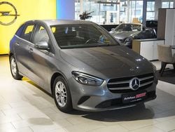 Grau Gebraucht 2019 Mercedes B180 Van / Kleinbus | 19.890 € (Guter Preis)