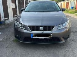 Grau Gebraucht 2015 Seat Leon Coupé | 8.500 € (Fairer Preis)