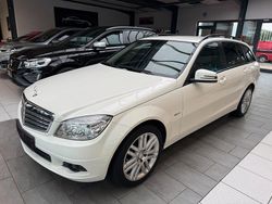 Weiß Gebraucht 2009 Mercedes C250 Kombi | 7.950 € (Fairer Preis)