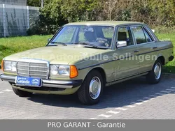 Grün Gebraucht 1984 Mercedes 200 Limousine | 4.990 €