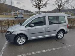 Silber Gebraucht 2018 VW Caddy Trendline Van / Kleinbus | 22.000 € (Teuer)