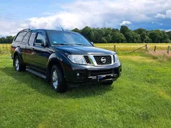 Schwarz Gebraucht 2012 Nissan Navara Abholung | 11.500 € (Etwas zu teuer)