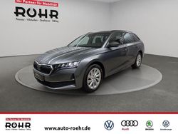 Graphitegrau metallic Gebraucht 2024 Skoda Octavia Selection Kombi | 23.730 € (Guter Preis)