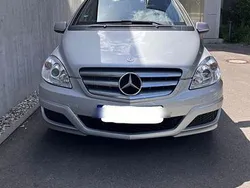 Silber Gebraucht 2010 Mercedes B180 Van / Kleinbus | 8.499 € (Fairer Preis)