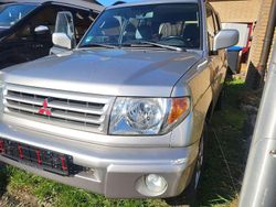 Beige Gebraucht 2003 Mitsubishi Pajero Motion SUV | 3.500 € (Fairer Preis)