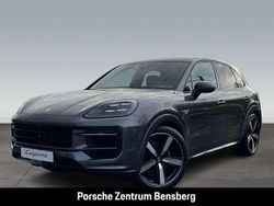 Grau Gebraucht 2025 Porsche Cayenne Black Edition SUV | 129.900 €