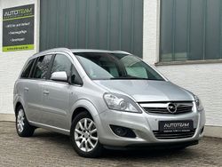 Silber Gebraucht 2010 Opel Zafira Innovation Van / Kleinbus | 4.995 € (Fairer Preis)