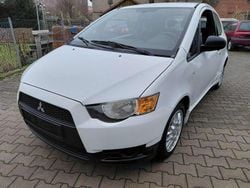 Weiß Gebraucht 2009 Mitsubishi Colt Inform Kleinwagen | 1.499 € (Teuer)