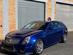 Blau Gebraucht 2012 Cadillac CTS Kombi | 38.999 €