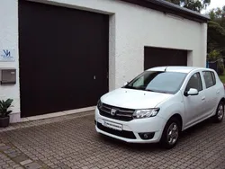 Weiß Gebraucht 2016 Dacia Sandero Lauréate Kleinwagen | 5.990 € (Superpreis)