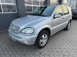 Silber Gebraucht 2001 Mercedes ML270 SUV | 6.990 €