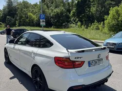 Weiß Gebraucht 2015 BMW 320 Gran Turismo M Sport Kleinwagen | 16.995 € (Fairer Preis)