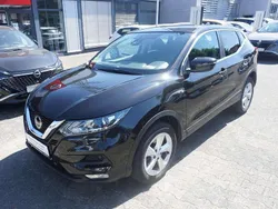 Schwarz Gebraucht 2019 Nissan Qashqai Acenta SUV | 15.290 € (Fairer Preis)