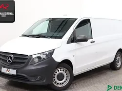 Weiss Gebraucht 2019 Mercedes Vito Van / Kleinbus | 22.880 € (Guter Preis)