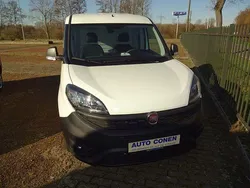 Weiß (weiß) Gebraucht 2022 Fiat Doblò Van / Kleinbus | 22.990 € (Teuer)