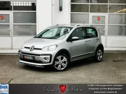 Silber (tungsten silver) Gebraucht 2017 VW cross up! Kleinwagen | 10.390 € (Fairer Preis)