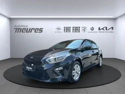 1k) zilinaschwarz met. (schwarz Gebraucht 2021 Kia Ceed Vision Limousine | 19.980 € (Fairer Preis)