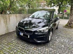 Schwarz Gebraucht 2016 BMW 216 Active Tourer Sport Line Van / Kleinbus | 10.199 € (Fairer Preis)