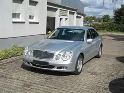 Silber Gebraucht 2006 Mercedes E200 Limousine | 6.950 € (Fairer Preis)