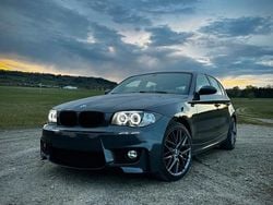 Grau Gebraucht 2009 BMW 118 M Sport Kleinwagen | 9.999 €