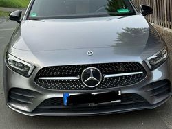 Grau Gebraucht 2018 Mercedes 250 Kleinwagen | 26.600 € (Fairer Preis)