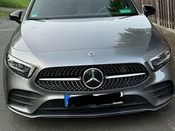 Grau Gebraucht 2018 Mercedes 250 Kleinwagen | 28.999 €