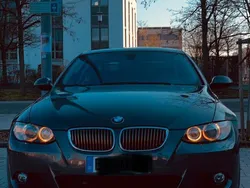 Grau Gebraucht 2008 BMW 325 Coupé | 13.500 €