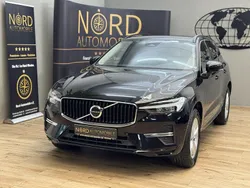 Onyx black metallic (metallic) Gebraucht 2022 Volvo XC60 Momentum SUV | 30.450 € (Superpreis)