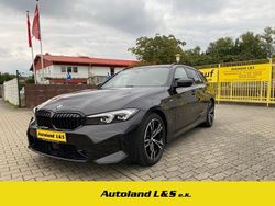 Saphirschwarz Gebraucht 2024 BMW 320 M Sport Kombi | 40.900 € (Fairer Preis)