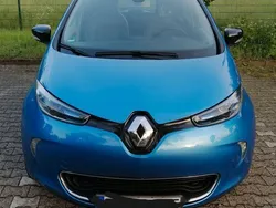 Blau Gebraucht 2016 Renault Zoe Intens Kleinwagen | 4.990 € (Fairer Preis)