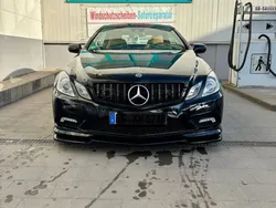 Schwarz Gebraucht 2009 Mercedes E500 Avantgarde Coupé | 15.500 € (Etwas zu teuer)