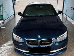 Blau Gebraucht 2010 BMW 318 Coupé | 10.000 €