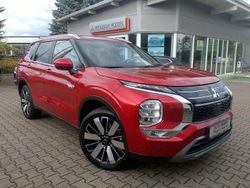 Rot Gebraucht 2025 Mitsubishi Outlander P-HEV Edition SUV | 52.980 €
