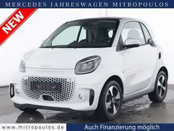 Weiß Gebraucht 2024 Smart ForTwo Electric Drive Exclusive Coupé | 15.450 € (Fairer Preis)