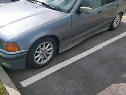 Silber Gebraucht 1995 BMW 318 Limousine | 2.800 €