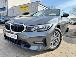 Grau Gebraucht 2020 BMW 330e Sport Line Limousine | 20.998 € (Guter Preis)
