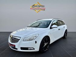 Weiß Gebraucht 2012 Opel Insignia Selection Kombi | 5.590 € (Teuer)