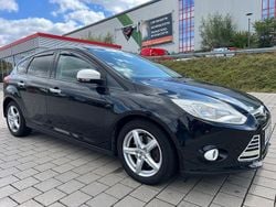 Pantherschwarz metallic Gebraucht 2011 Ford Focus Trend Limousine | 3.499 € (Guter Preis)