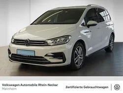 Pure white Gebraucht 2022 VW Touran Highline Van / Kleinbus | 31.492 € (Fairer Preis)