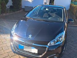 Blau Gebraucht 2019 Peugeot 208 Active Kleinwagen | 8.500 € (Guter Preis)