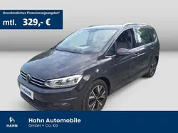 Grau Gebraucht 2021 VW Touran Highline Van / Kleinbus | 24.430 € (Guter Preis)