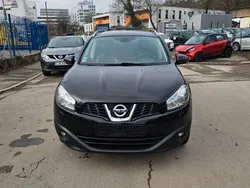 Schwarz Gebraucht 2011 Nissan Qashqai +2 Tekna SUV | 7.499 € (Fairer Preis)