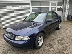 Blau Gebraucht 1995 Audi A4 Limousine | 2.450 €