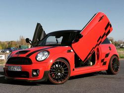 Rot Gebraucht 2010 Mini John Cooper Works Kleinwagen | 12.500 € (Fairer Preis)