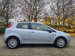 Grau Gebraucht 2006 Fiat Grande Punto Active Kleinwagen | 2.800 € (Teuer)