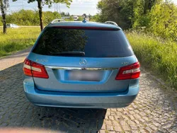 Blau Gebraucht 2010 Mercedes E220 Kombi | 9.900 € (Fairer Preis)