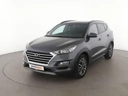 Grau Gebraucht 2019 Hyundai Tucson Trend SUV | 18.980 € (Fairer Preis)